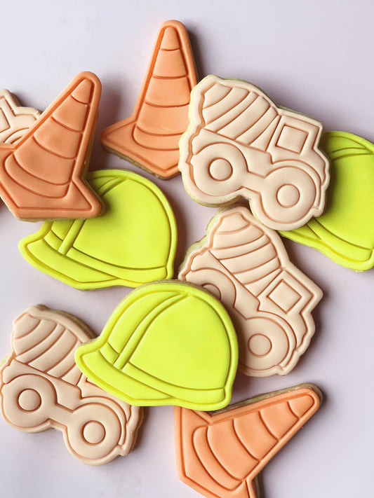 Construction assorted cookies pack